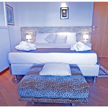 Tenuta La Rotta - & Pool Guest house *