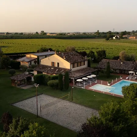 Tenuta La Rotta - & Pool בית הארחה ראבנה