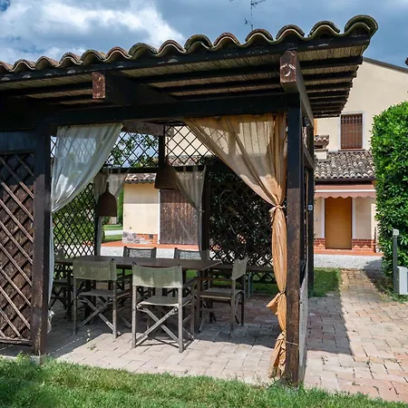 Tenuta La Rotta - & Pool בית הארחה *