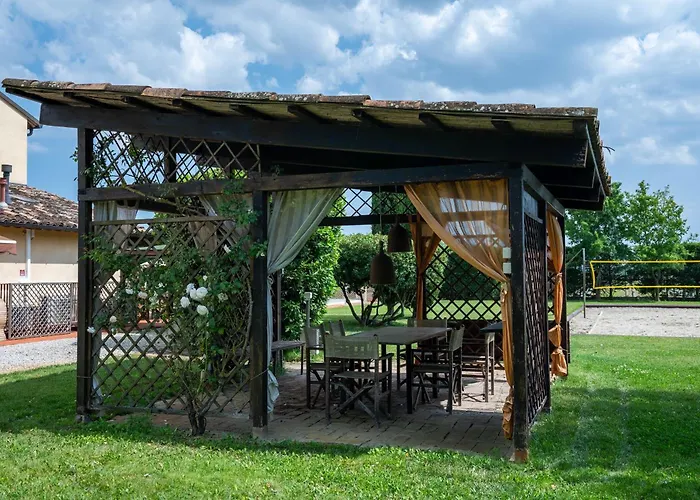 Casa de hóspedes Tenuta La Rotta - & Pool