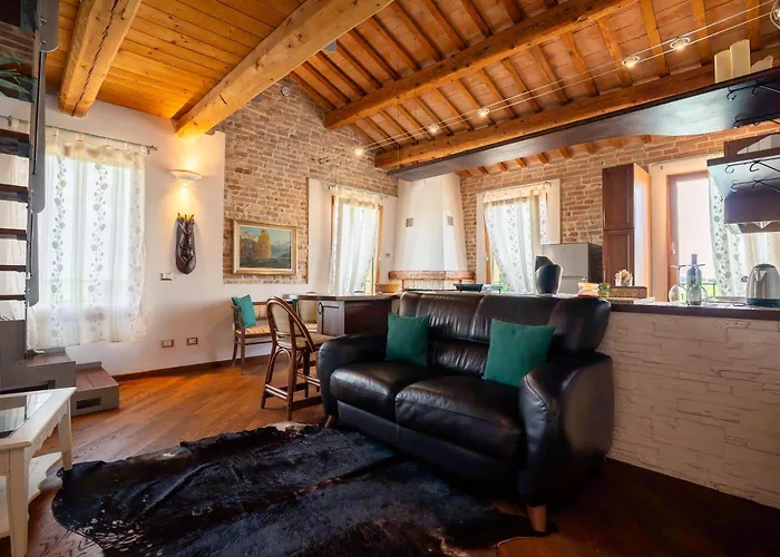 Tenuta La Rotta - & Pool בית הארחה 4*