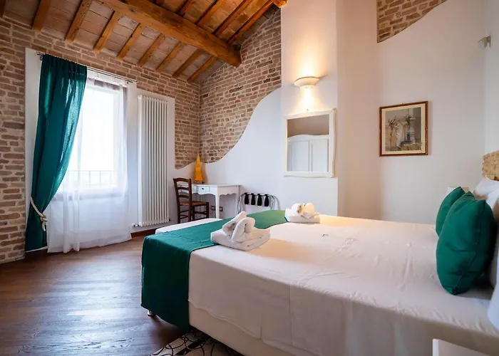 Tenuta La Rotta - & Pool 4* ראבנה